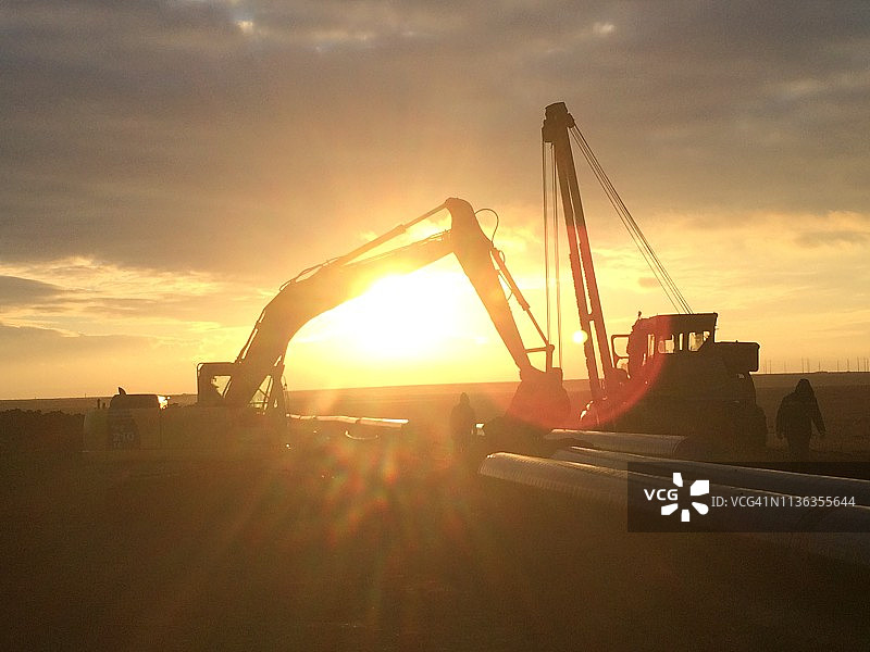 燃气管道建设建筑挖掘图片素材