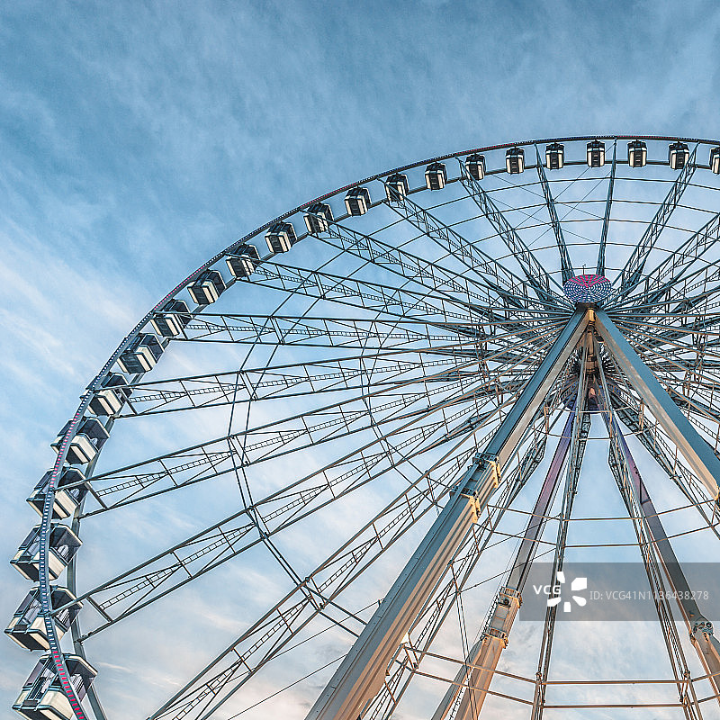 巴黎协和广场的摩天轮图片素材