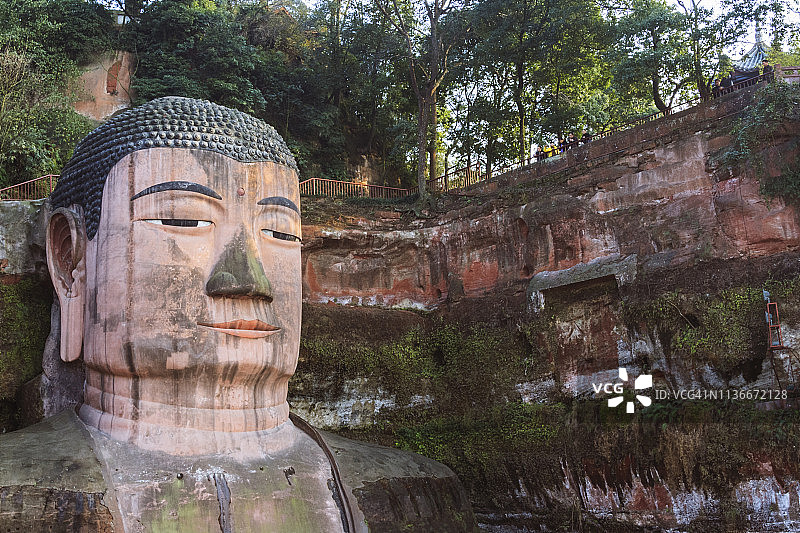 乐山大佛头部图片素材
