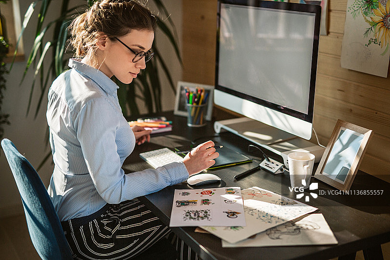 工作场所的平面设计师图片素材