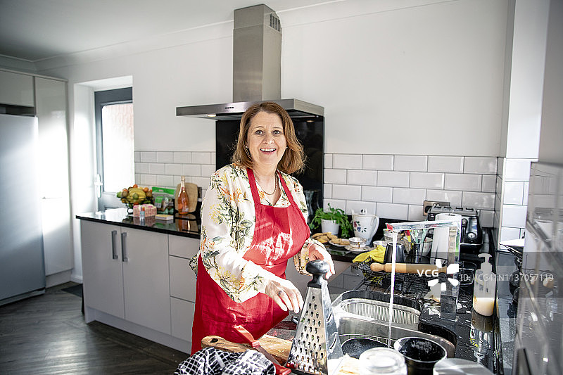 晚餐聚会一片狼藉！图片素材