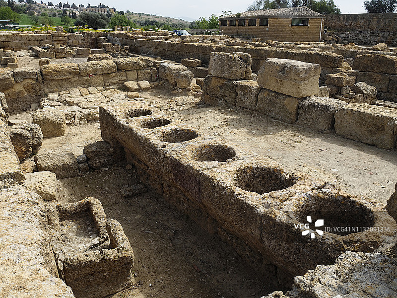 阿格里真托神殿谷的古希腊罗马遗址图片素材