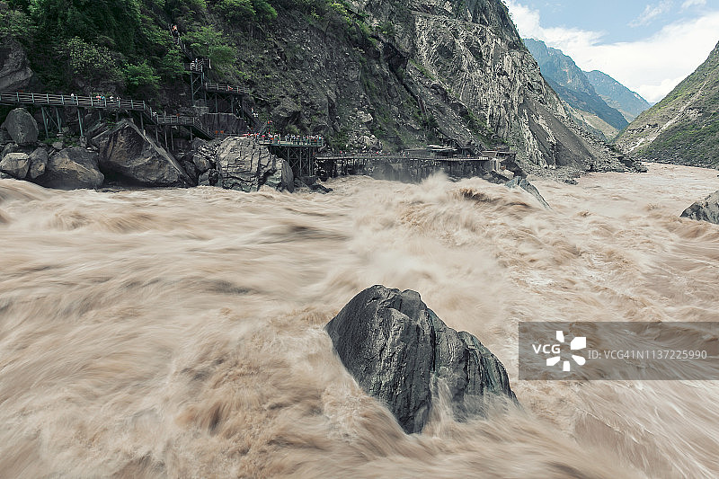 虎跳峡图片素材