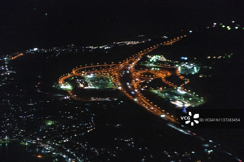 飞机航拍日本淡路岛淡路立交桥夜景图片素材