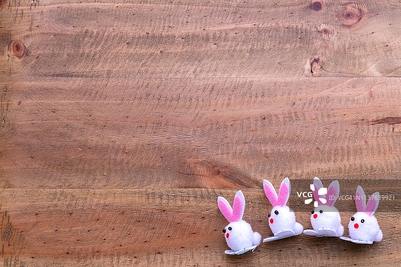 四个兔子复活节背景图片素材