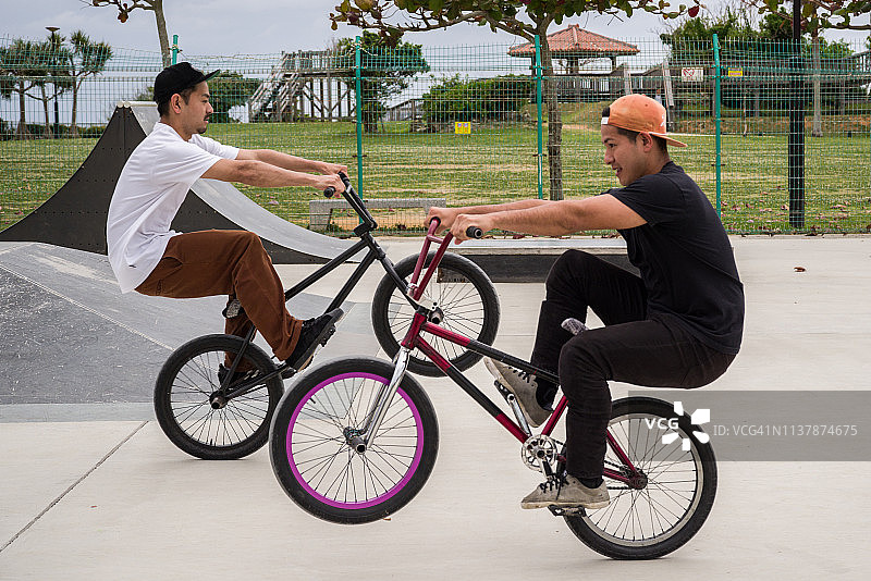 BMX骑手，日本冲绳图片素材