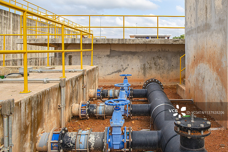 公用事业部门用于输送淡水的泵图片素材