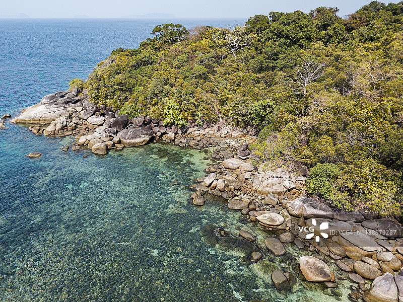 泰国拉廊附近安达曼海博尔德岛白色沙滩的鸟瞰图图片素材