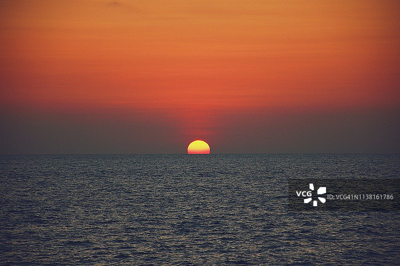 泰国象岛海上日落图片素材