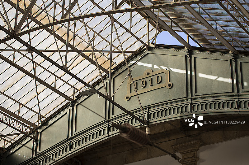 圣本图火车站内部图片素材