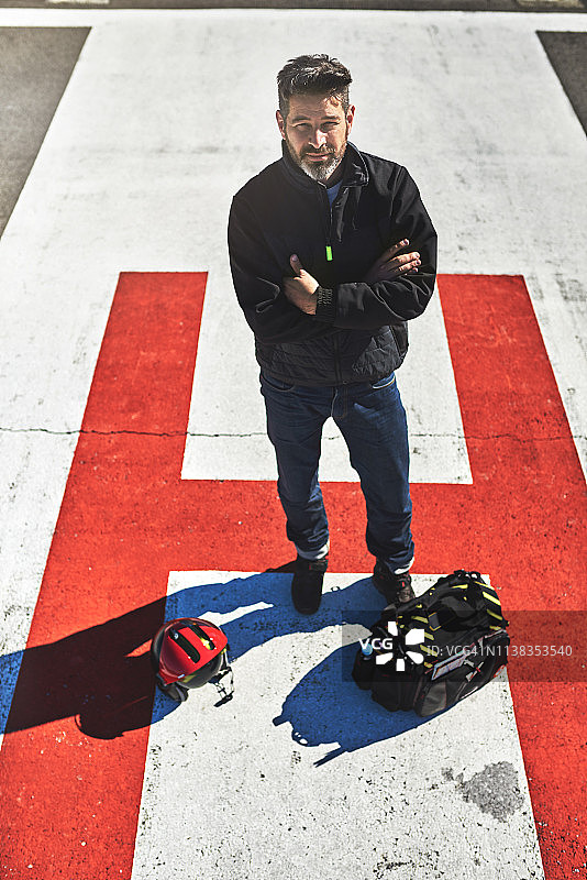 向左移动一点图片素材