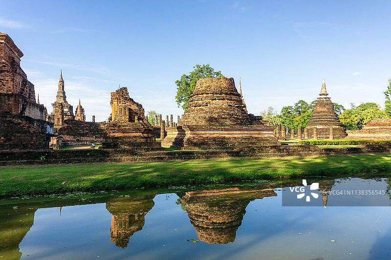 素可泰历史公园玛哈泰寺：泰国古镇，拥有800年历史图片素材