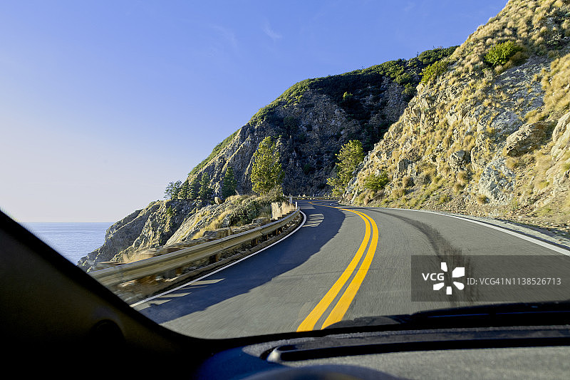 大瑟尔附近弯曲的1号公路图片素材