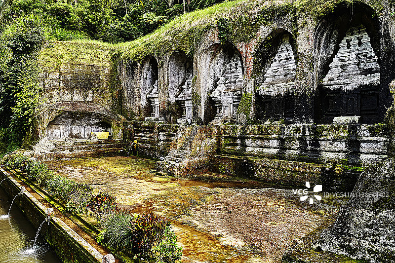 巴厘岛卡威山印度教寺庙图片素材