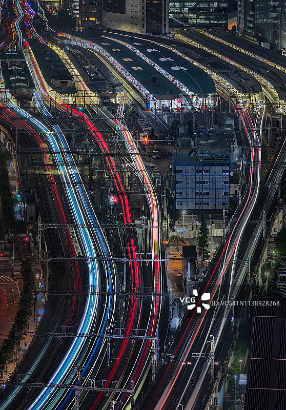 夜幕下的东京站图片素材