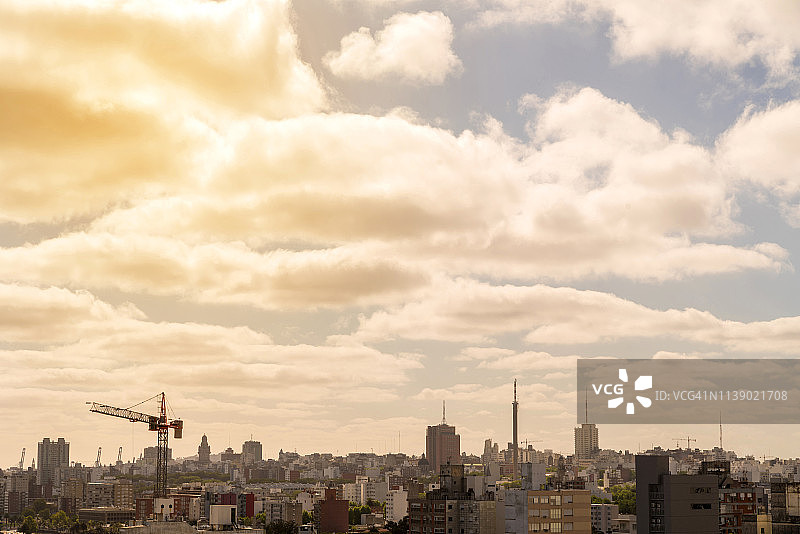 乌拉圭蒙得维的亚城市夜景图片素材