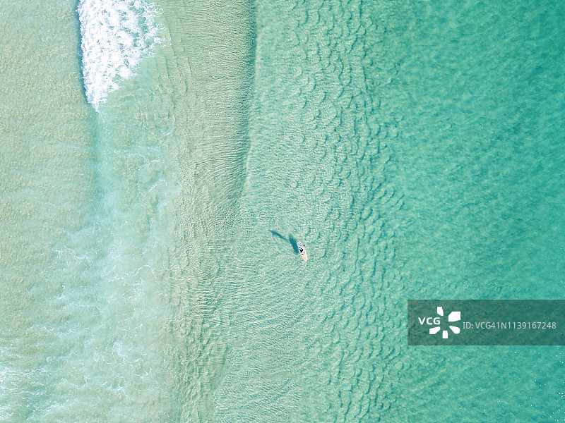 俯瞰冲浪者图片素材