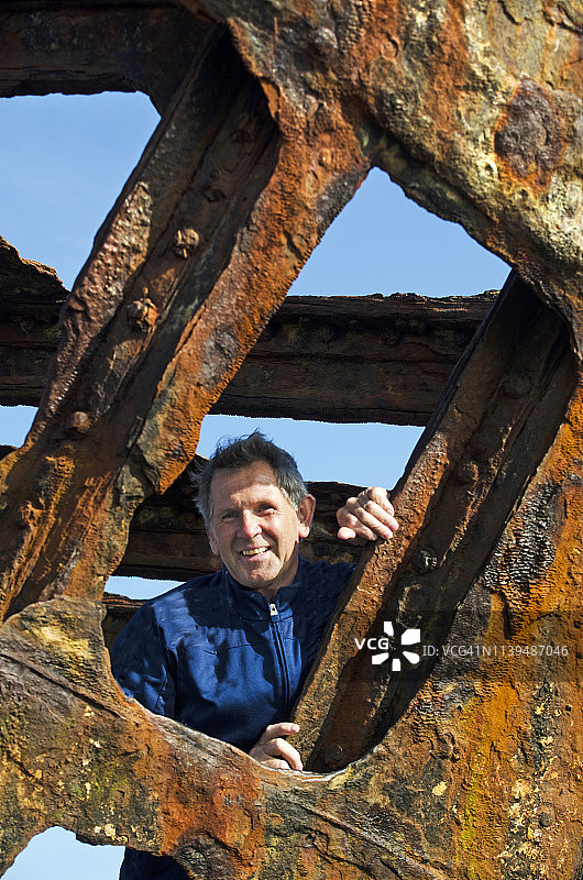 在彼得艾尔达勒沉船遗址的游客图片素材