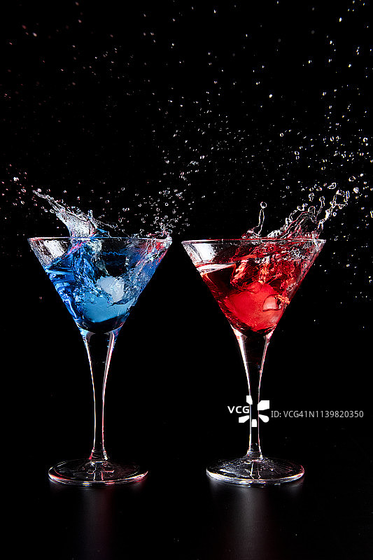 色彩鲜艳的鸡尾酒图片素材