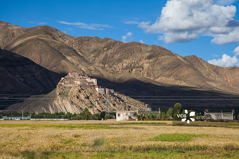 中国西藏自治区宗山遗址图片素材