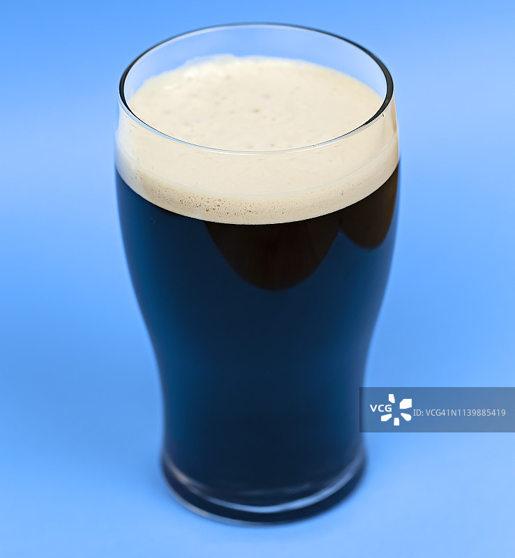 圣帕特里克节的黑爱尔兰啤酒图片素材