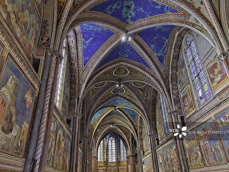 阿西西圣方济各圣殿内部图片素材