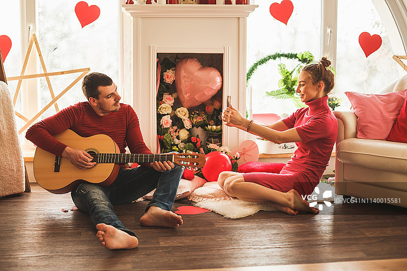 拍摄情人节照片图片素材