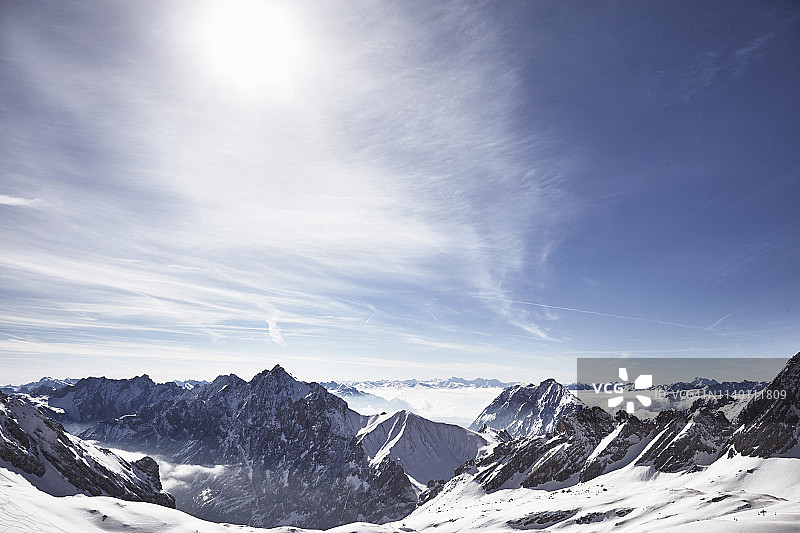 奥地利蒂罗尔州斯图拜山谷新施蒂夫特雪山景色图片素材