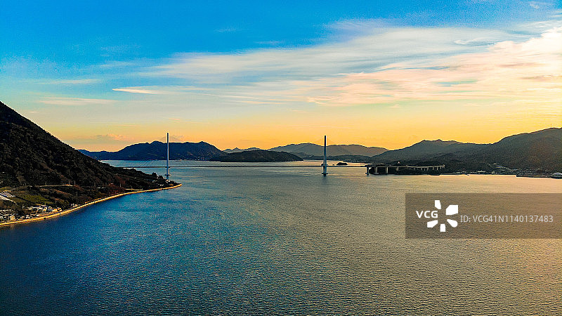 濑户内海的宁静海面图片素材