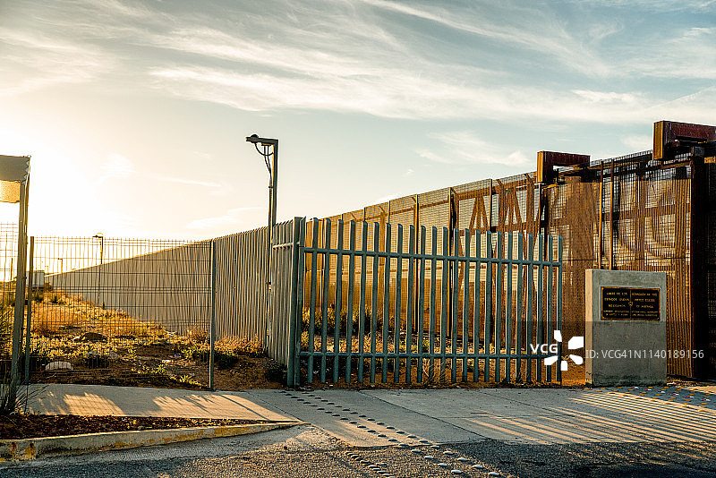 美国墨西哥边境墙图片素材