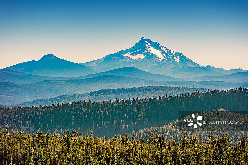 美国俄勒冈州杰斐逊山和奥拉利风景区图片素材