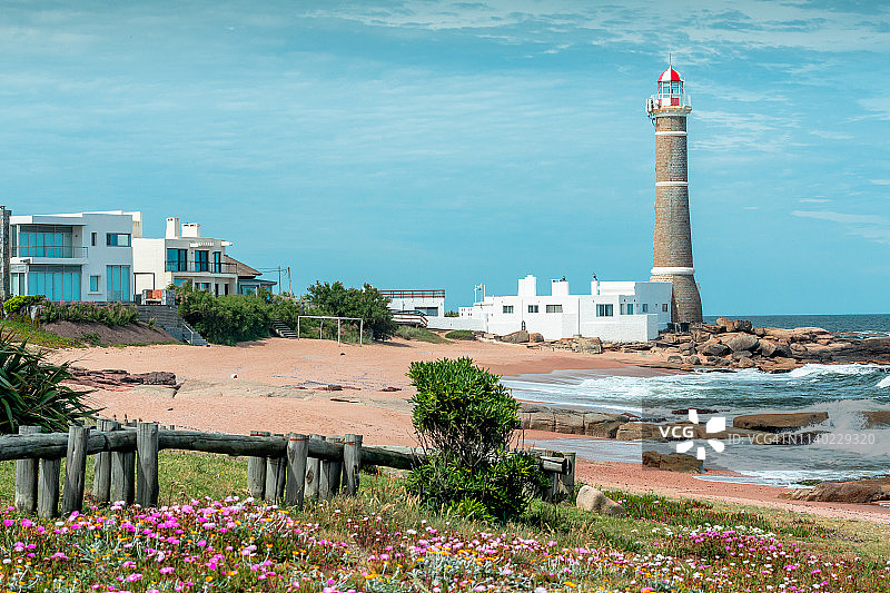 乌拉圭马尔多纳多，埃斯特角城附近何塞·伊格纳西奥的灯塔景色图片素材