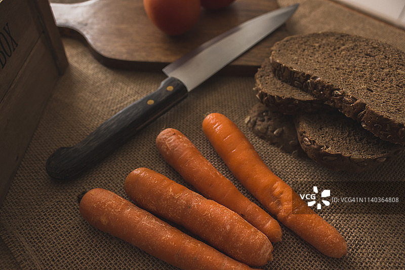 为手工烹饪准备的天然食材图片素材