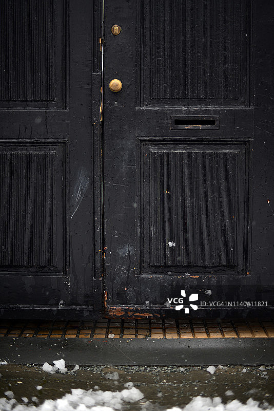 黑色门图片素材