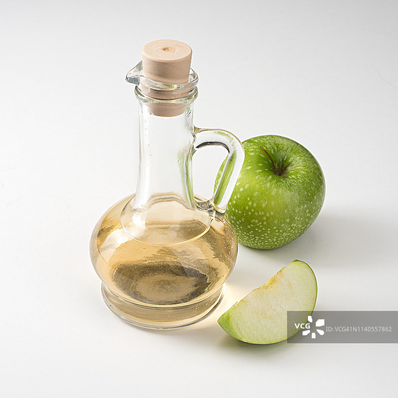 苹果醋与青苹果图片素材