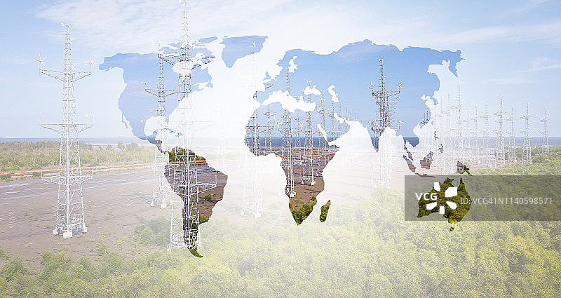 红树林边的低压风力涡轮机利用风力发电，清洁能源，环保航拍图片素材