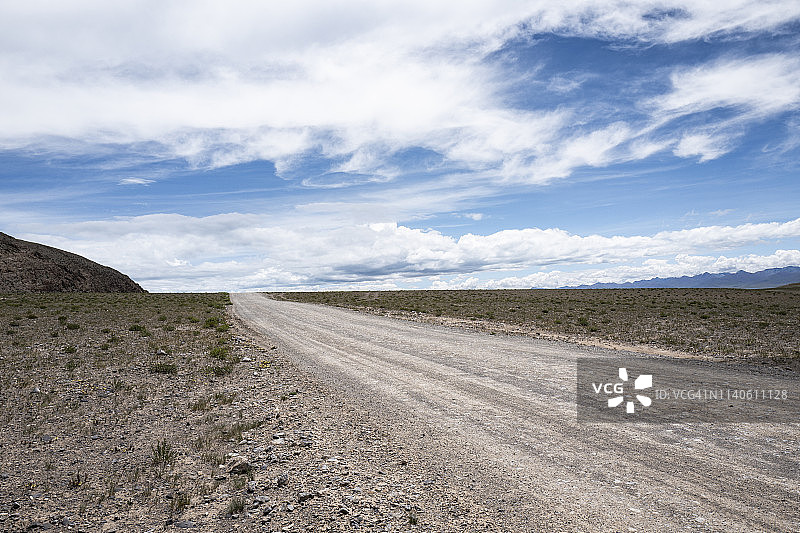 高原上的道路图片素材