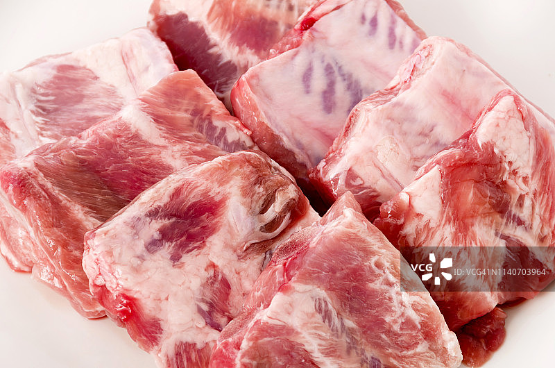 新鲜的生猪肋骨图片素材