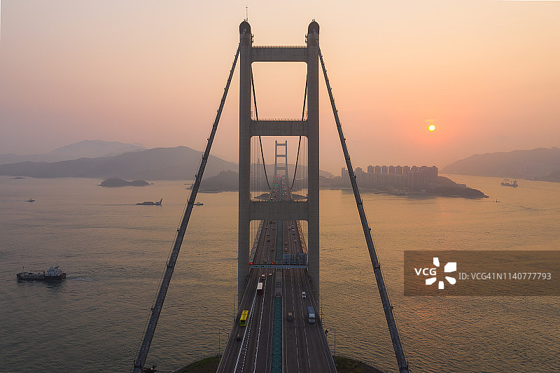 香港马湾青马大桥日间航拍景色图片素材