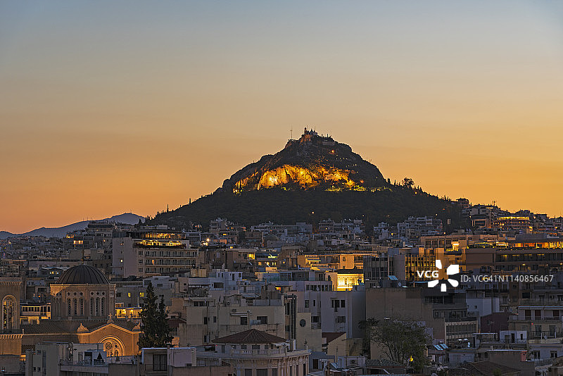 希腊雅典利卡维多斯山日出城市景观图片素材