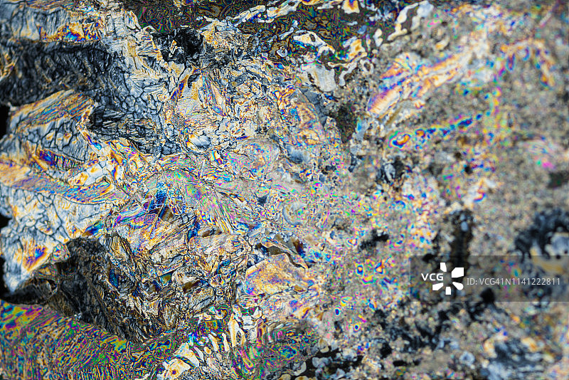 偏振光下的硝酸银晶体图片素材