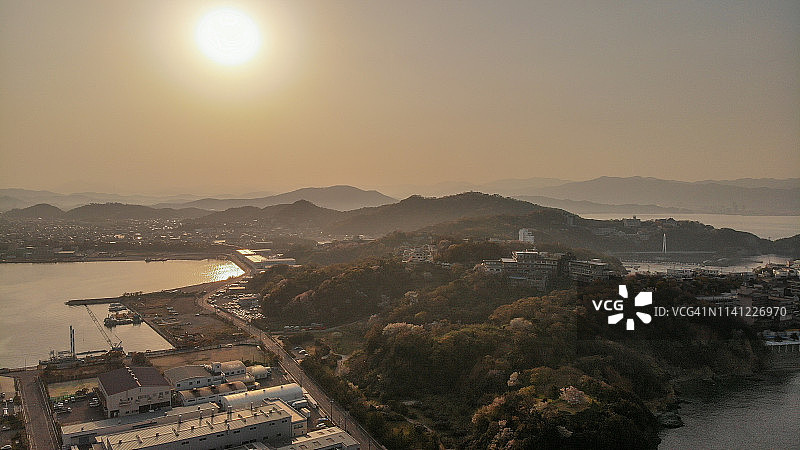 雾气笼罩的和歌浦全景图片素材