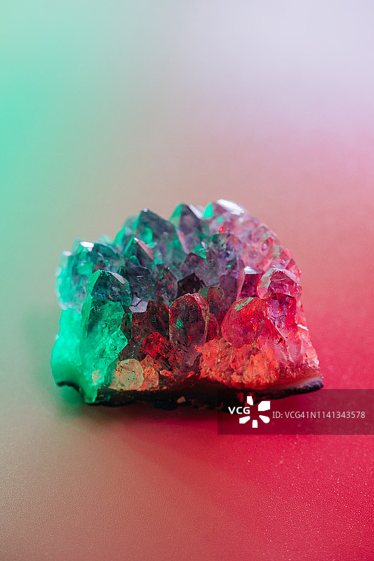 紫水晶图片素材