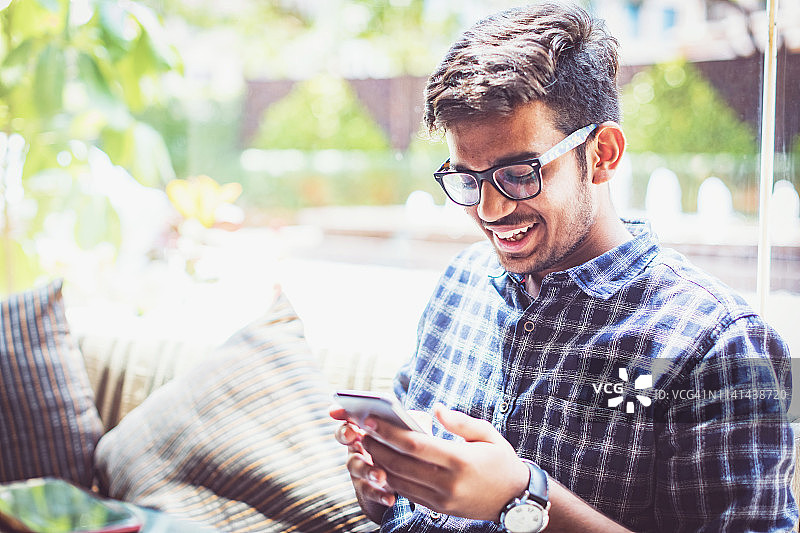 刷幽默社交动态图片素材
