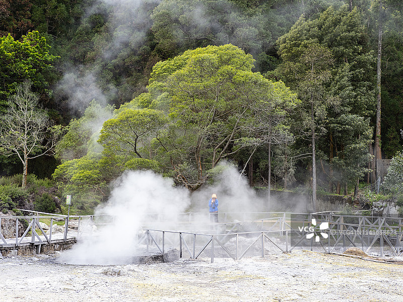 亚速尔群岛火山喷气孔图片素材