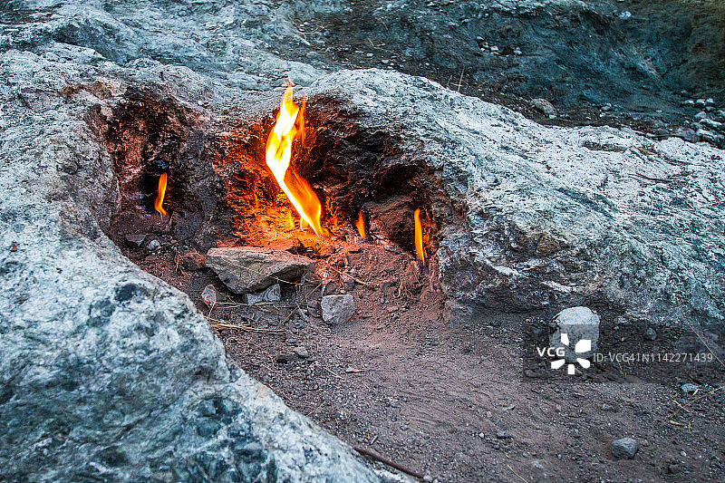 土耳其奇美拉山火焰图片素材