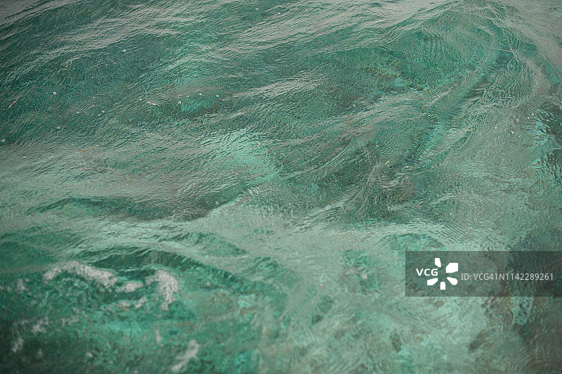 伯利兹卡耶考克岛的碧绿海水图片素材