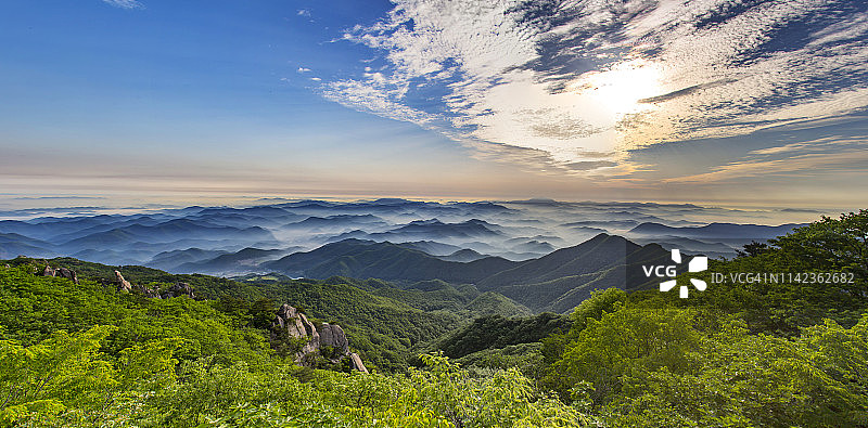 韩国莞州大屯山风景图片素材