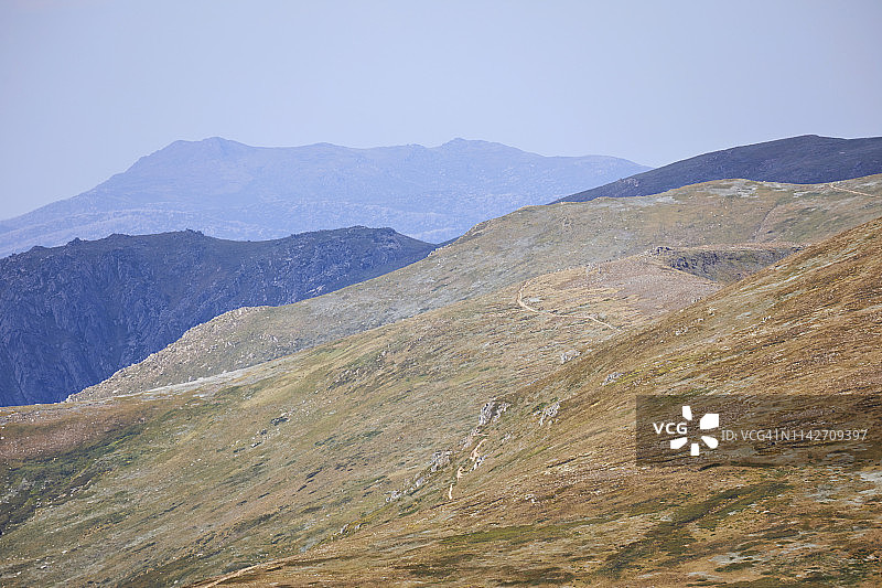 从科希丘什科山眺望澳大利亚山景图片素材