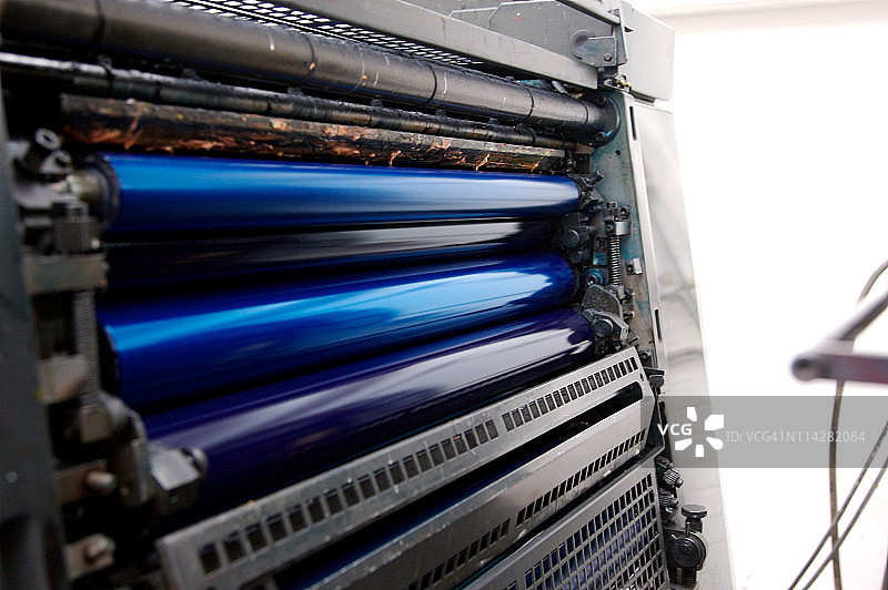 青色滚筒图片素材